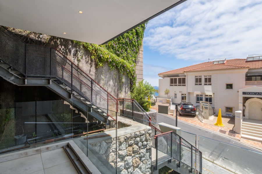 3 Bedroom Property for Sale in Bantry Bay Western Cape